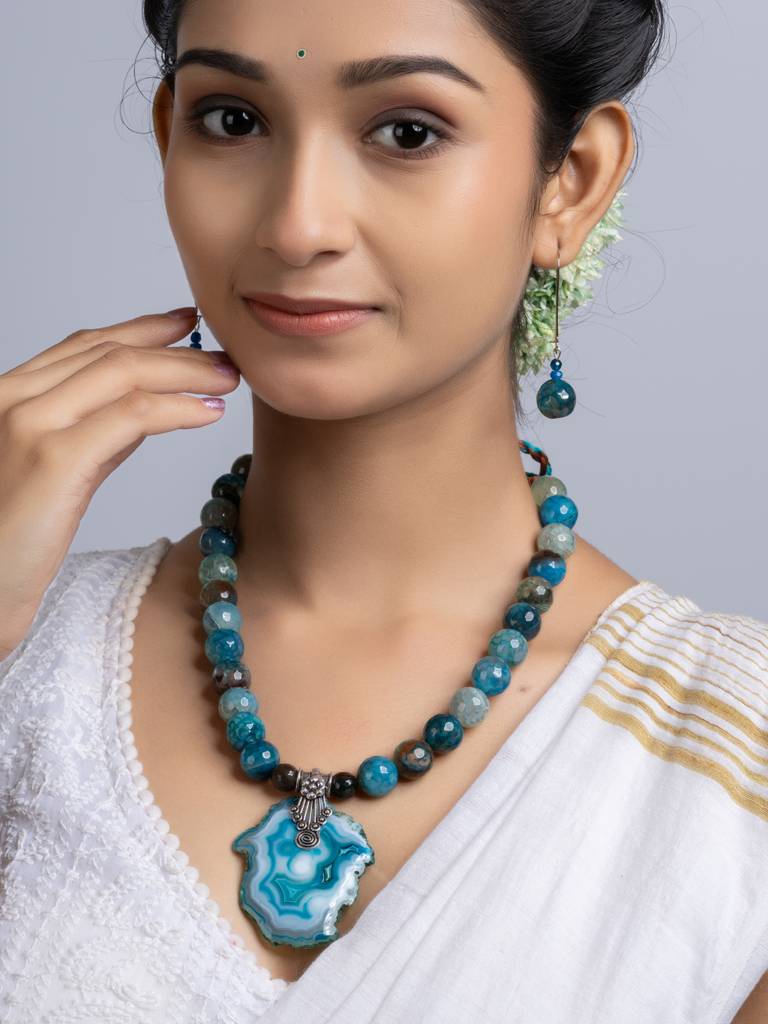 Semi Precious Peacock Blue Agate Quartz Necklace Set : LAANP255