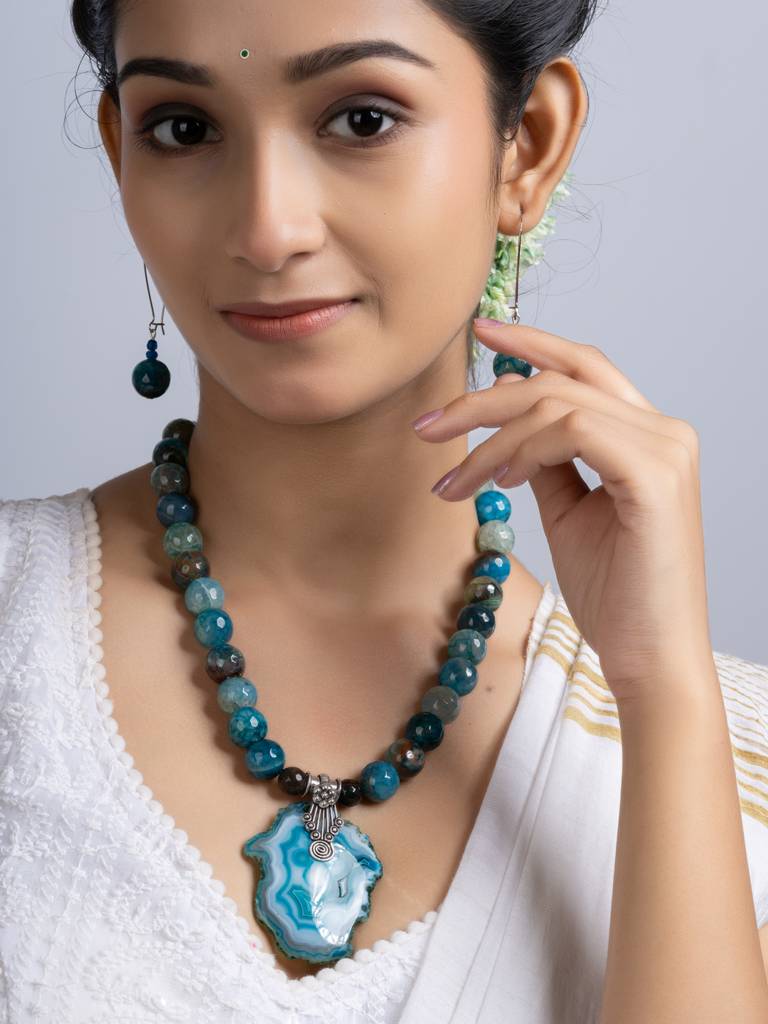 Semi Precious Peacock Blue Agate Quartz Necklace Set : LAANP255