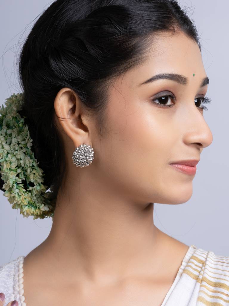 German Silver Cluster Stud Earring : LAAER741