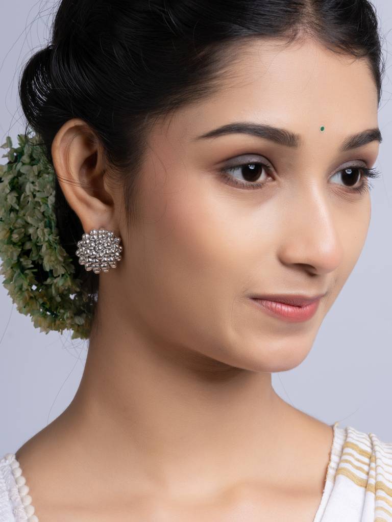 German Silver Cluster Stud Earring : LAAER741
