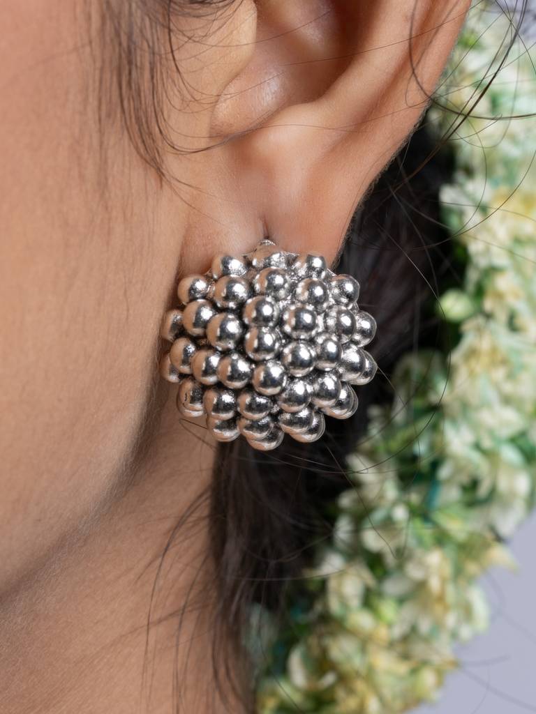 German Silver Cluster Stud Earring : LAAER741