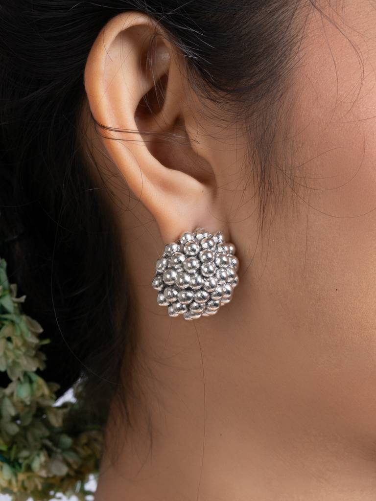 German Silver Cluster Stud Earring : LAAER741
