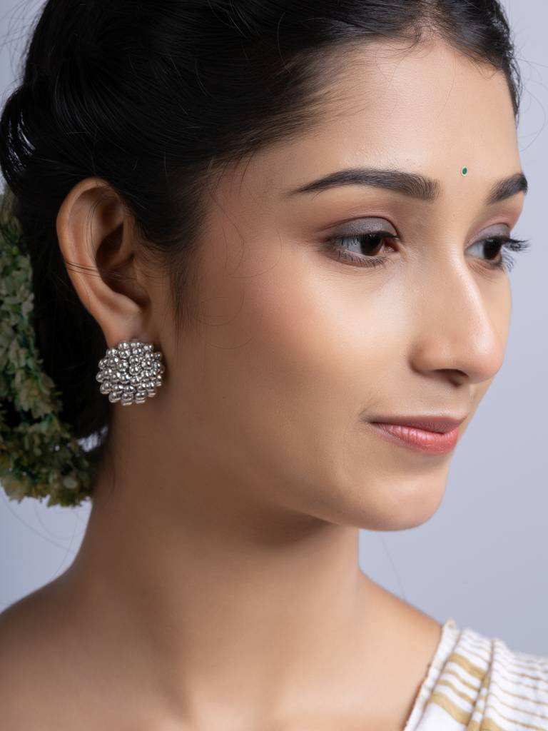 German Silver Cluster Stud Earring : LAAER741