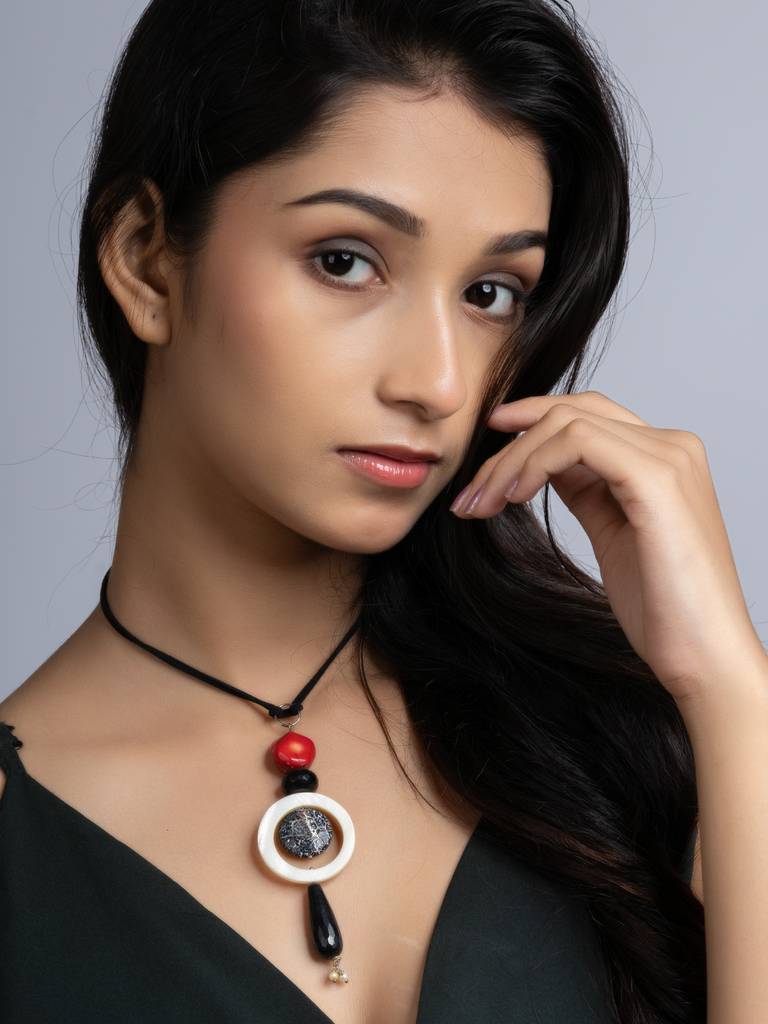 Black White Red Lava Onyx Coral Sleek Necklace With Adjustable Suede Cord : LAANP204