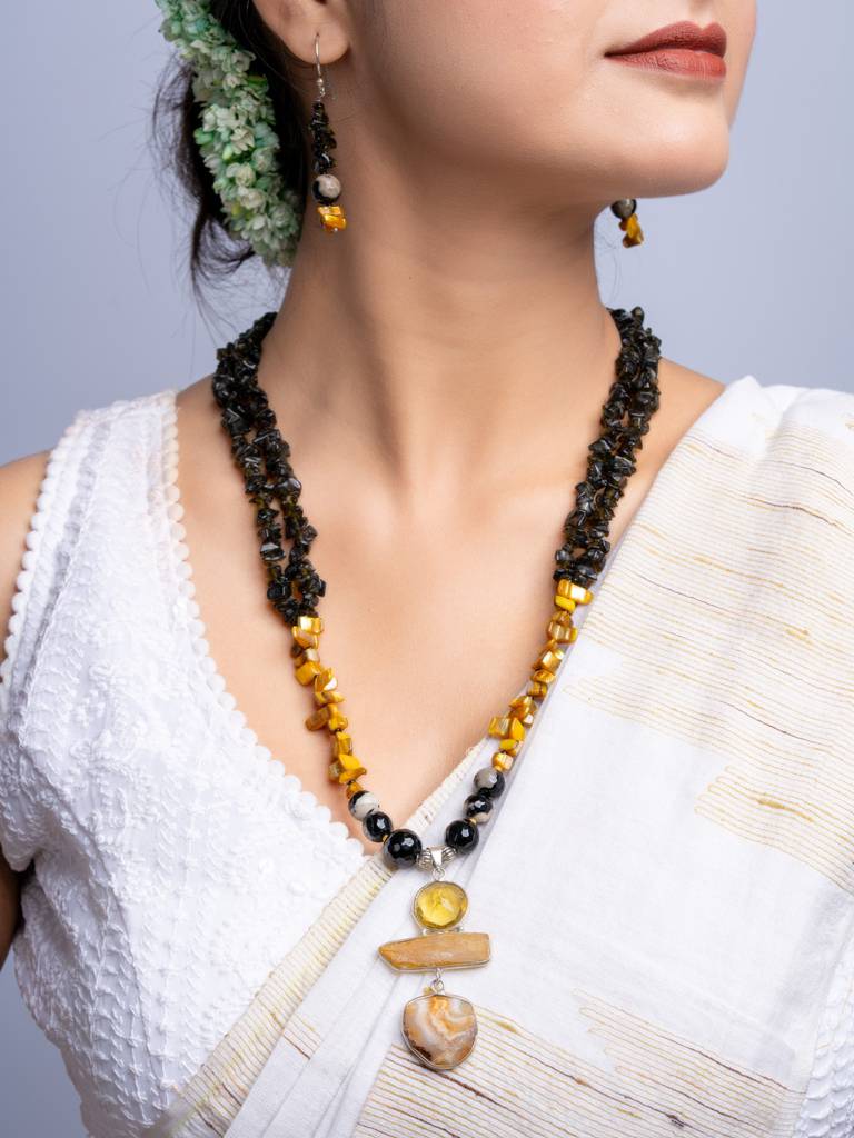 Onyx Pendant With Mother Of Pearl Necklace Set : LAANP139