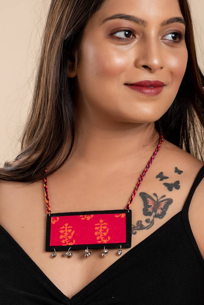 Handmade Fabric Neckpiece In Black, Pink & Orange With Ghungroo And Adjustable Dori For Women : LAANP13