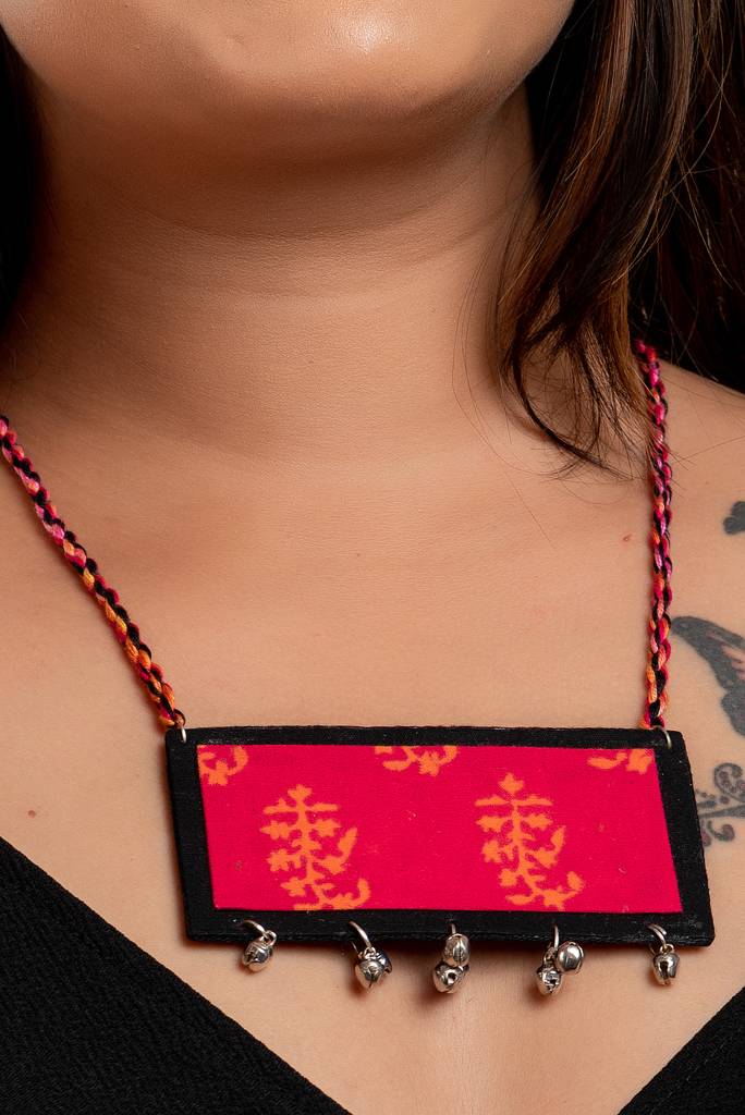 Handmade Fabric Neckpiece In Black, Pink & Orange With Ghungroo And Adjustable Dori For Women : LAANP13