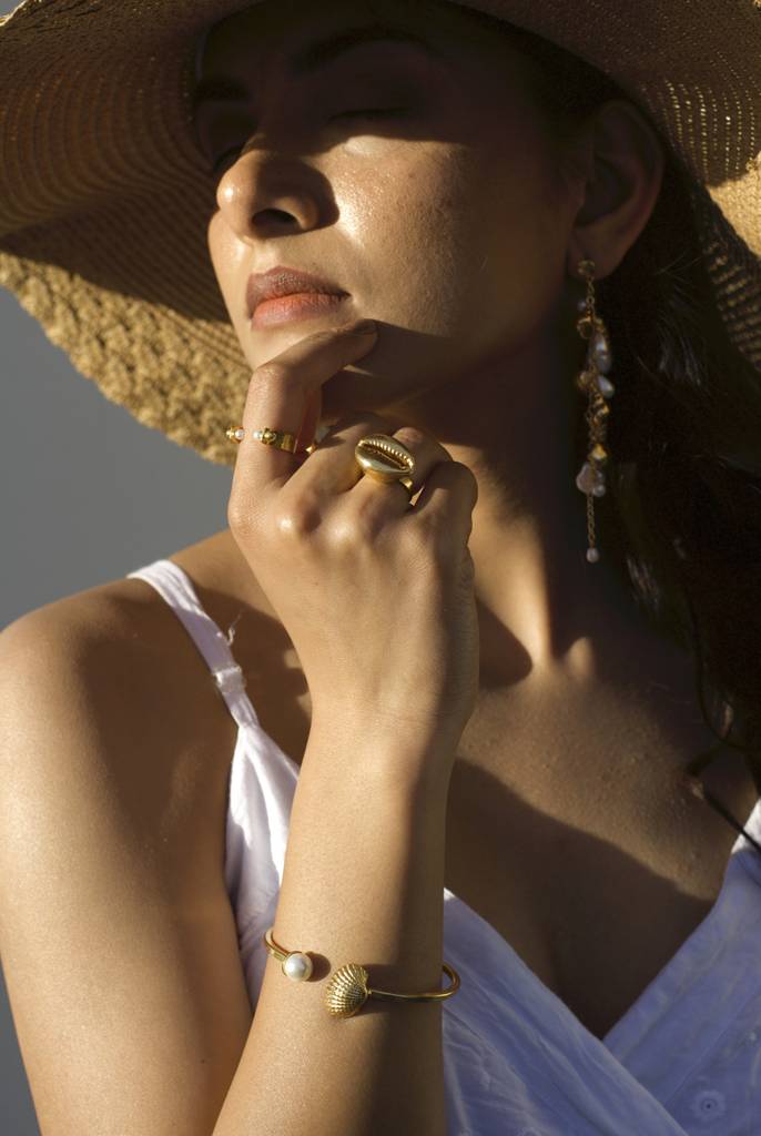 Kai Earrings : KaiEarrings