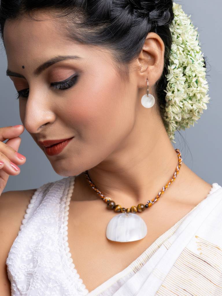 Mother Of Pearl Tiger Eye Necklace Set : LAANP148