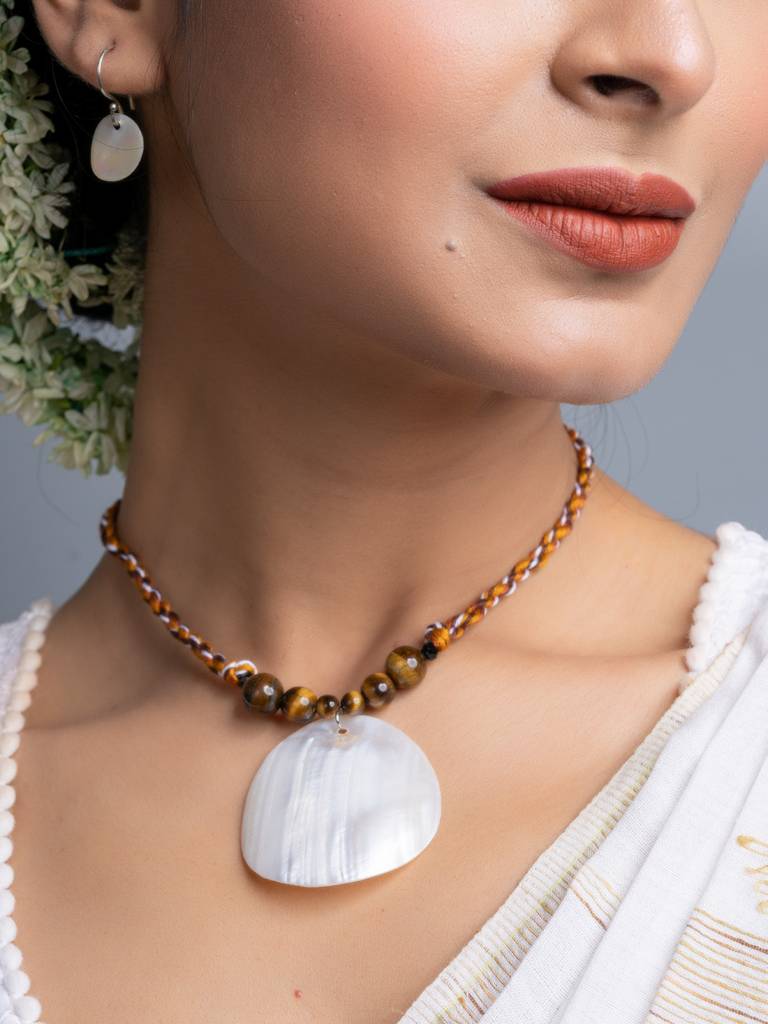 Mother Of Pearl Tiger Eye Necklace Set : LAANP148