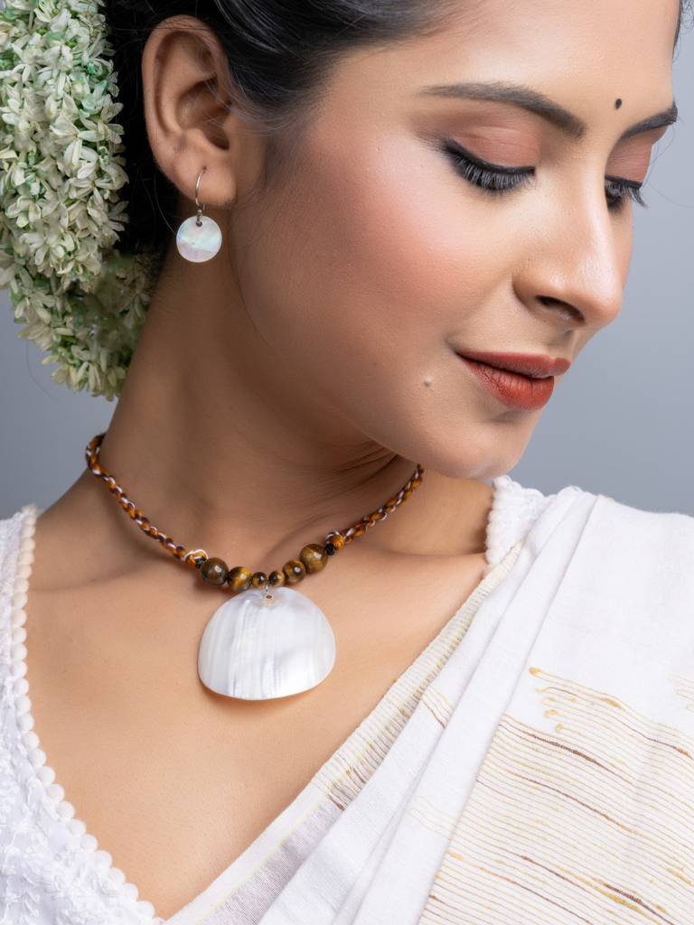 Mother Of Pearl Tiger Eye Necklace Set : LAANP148