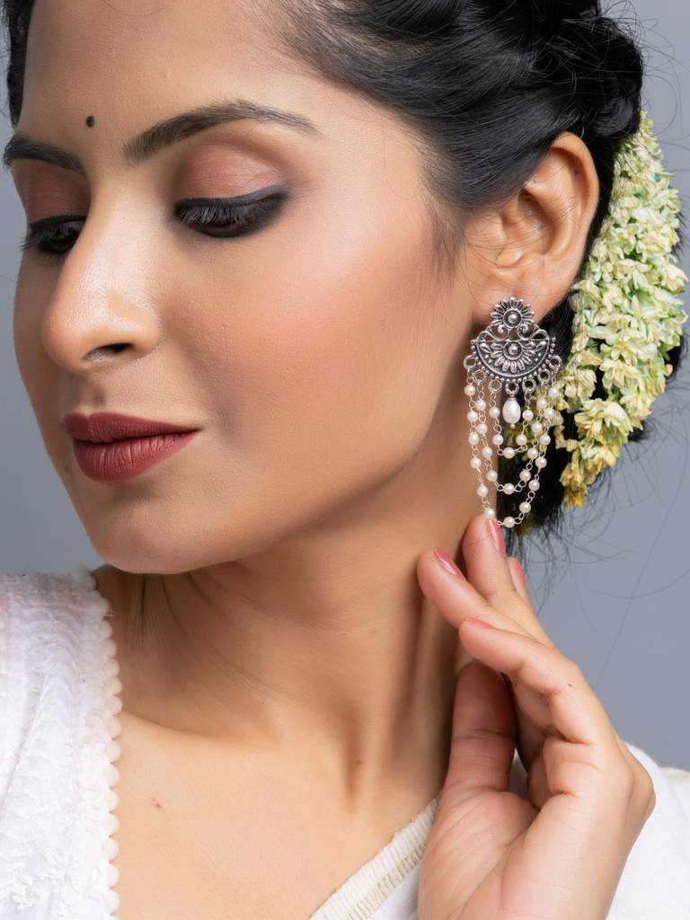 Natural Fresh Water Pearl German Silver With Faux Chain Pearl Stud Earrings : LAAER715