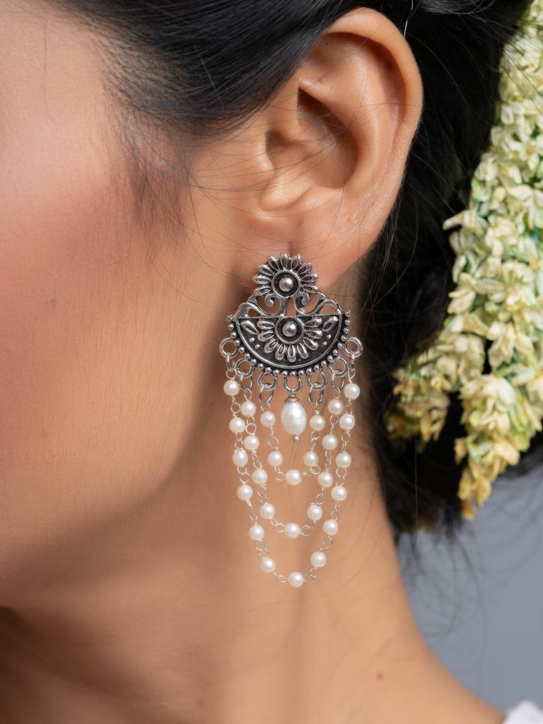 Natural Fresh Water Pearl German Silver With Faux Chain Pearl Stud Earrings : LAAER715