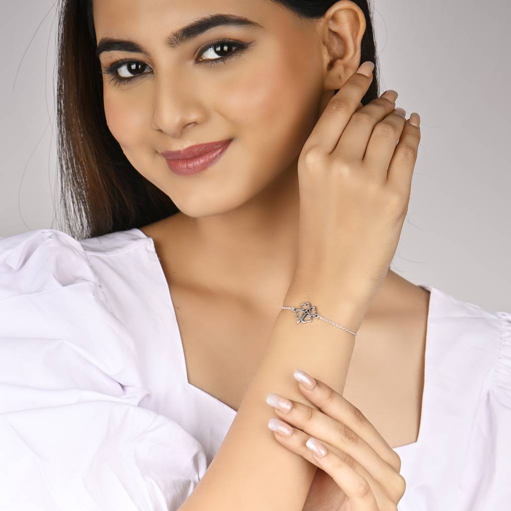 925 Sterling Silver Celestial Divine Heart Silver Bracelet : RJSPBR17