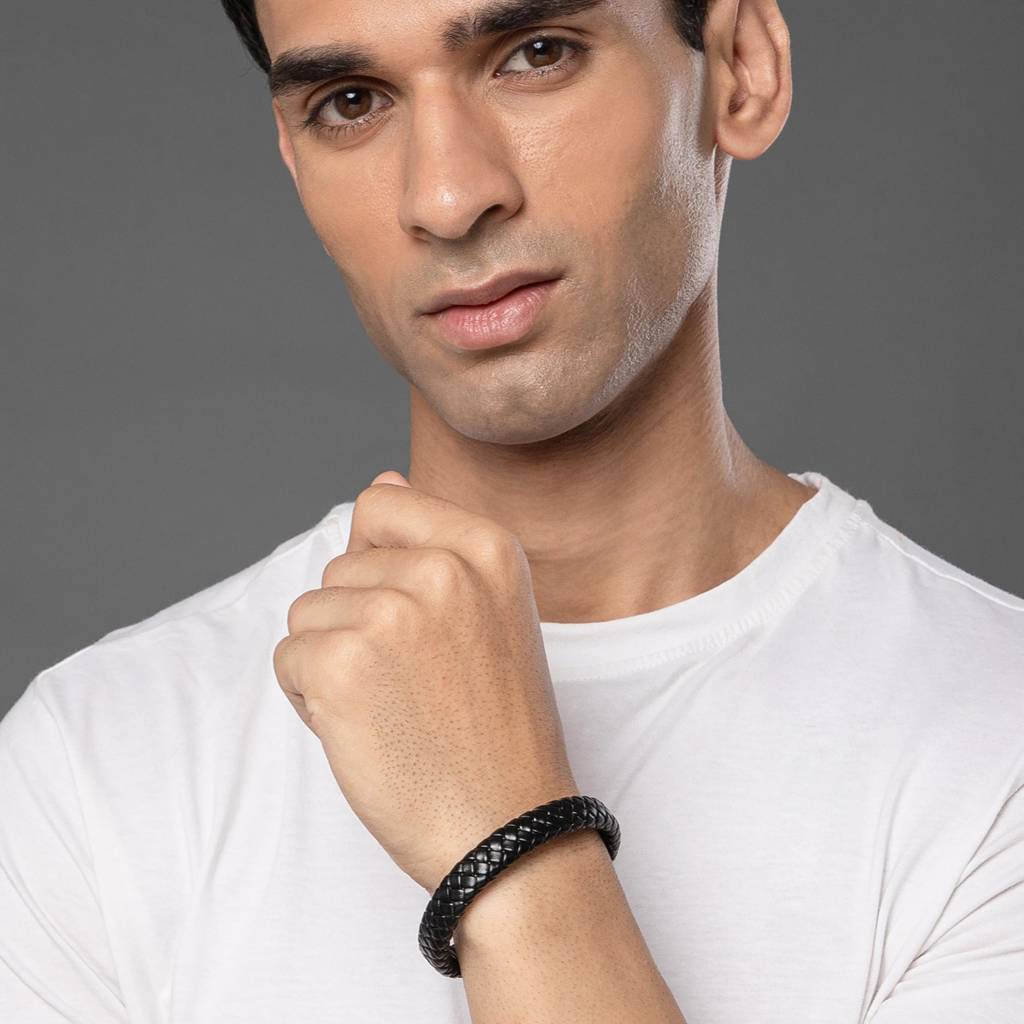 Salty Alpha Avrum Black Leather Bracelet : MB1S0097