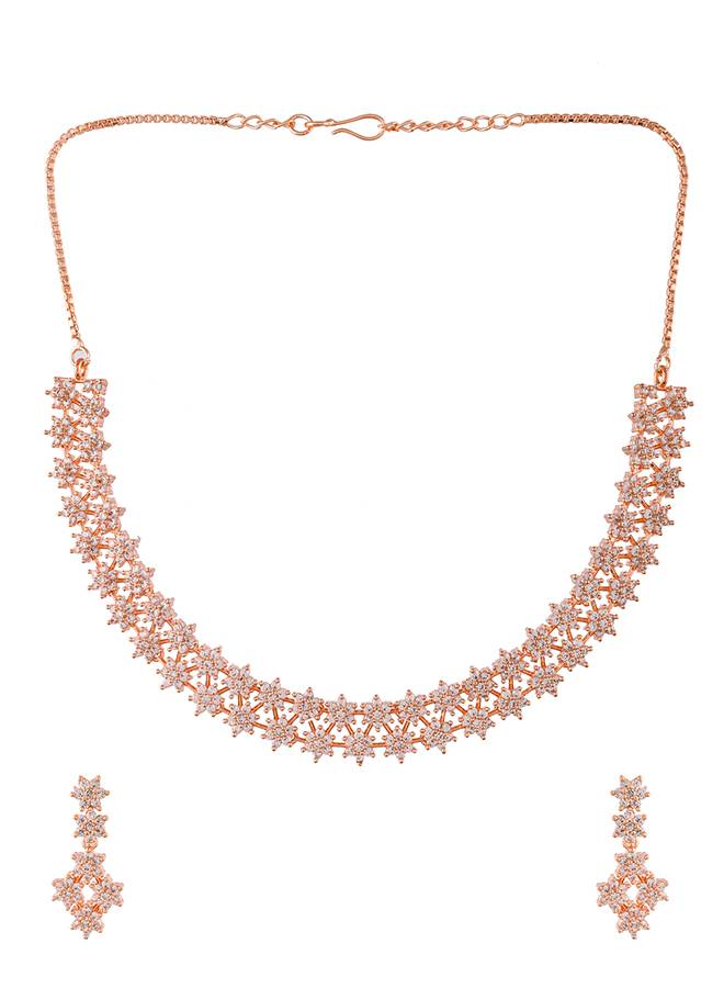 Sparkling Opulence Cluster Setting Round Cut Cz Jewellery Set : 8905124498745