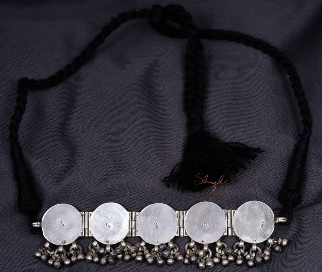 Tattva Intricate Dual Peacock Embossed Choker : SN1111