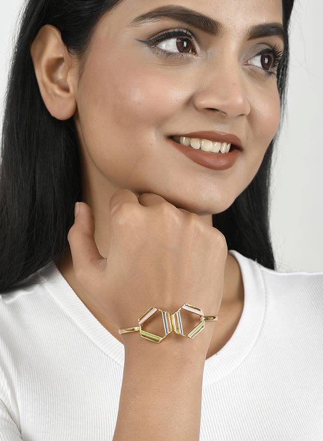 Benzene Geometric Enamelled Cuff Bracelet : 8905124456745