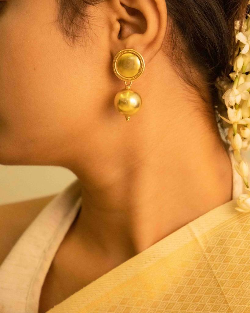 Adya Quirky Gold Ball Drop Studs : SE5509