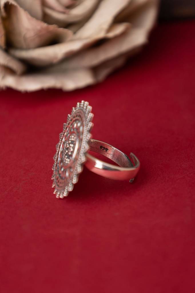 Adya Intricate Chakra Ring : SR180230