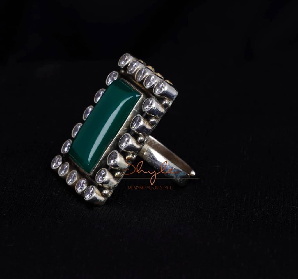 Essence Green Jade Cocktail Ring : SR510