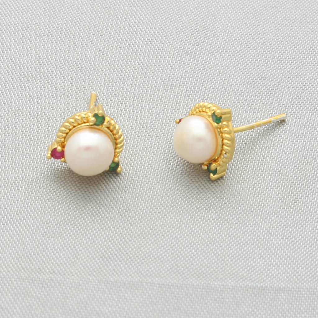 Baani Pearl Earrings : JPMAR-24-020