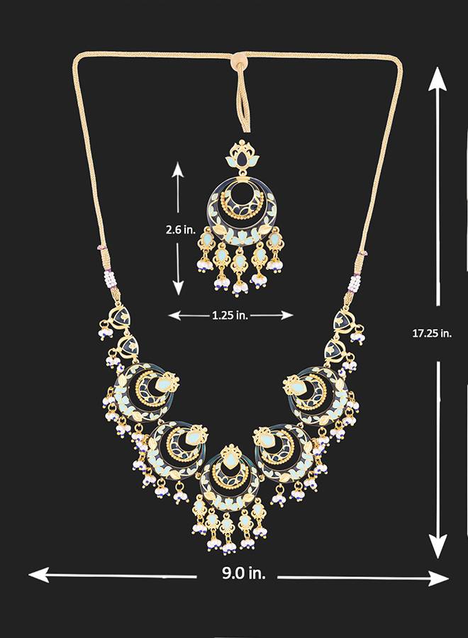 Tahira Chandbali Necklace Set : 8905124081978