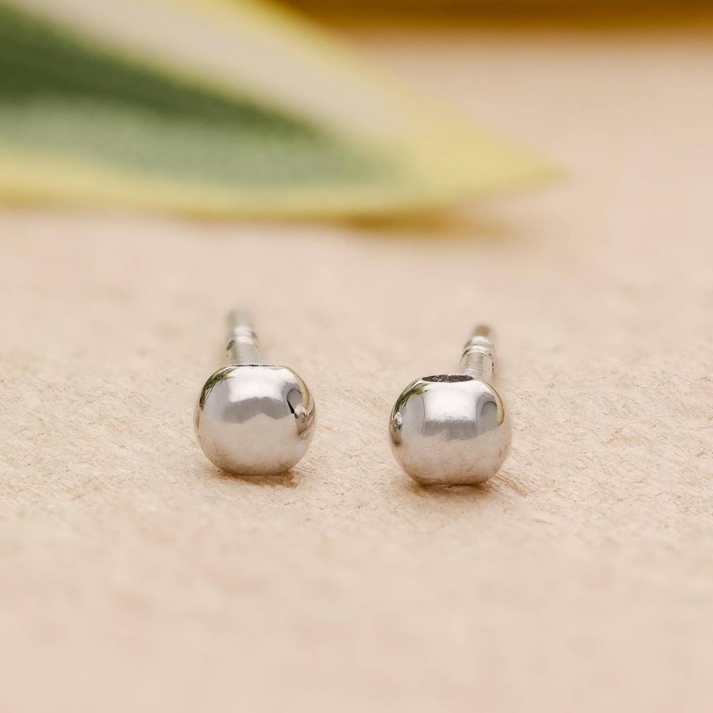 925 Silver Ball Stud Earrings | Simple Classic Everyday Jewelry : SE_000812