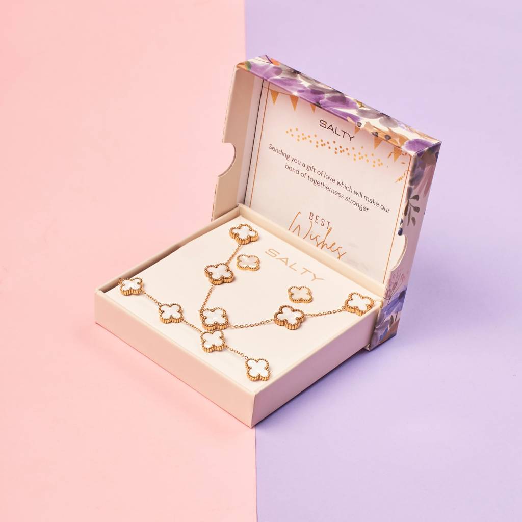 White Dove Clover Affair Jewellery Set : CLOVERBOX-4