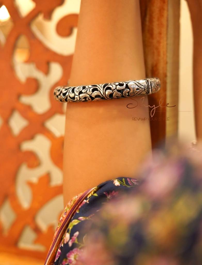 Tattva Intricate Chitai Timeless Kada : SK10034-2-14