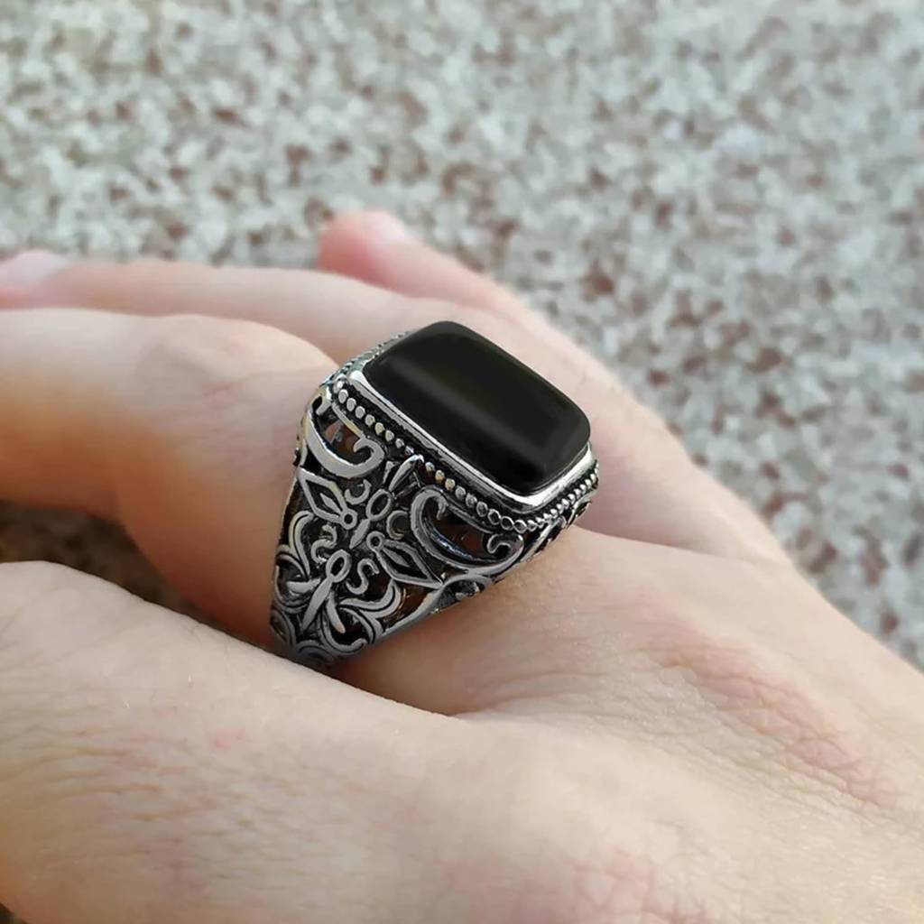 Silver Plated Black Stone Studded Adjustable Finger Ring Stylish Fashion Jewellery Gift For Men Boys : PX9R86