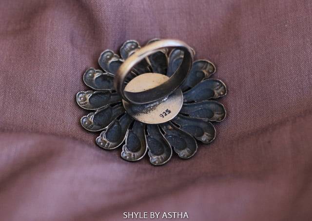 Moh Mini Parrot Cluster Ring : SR473