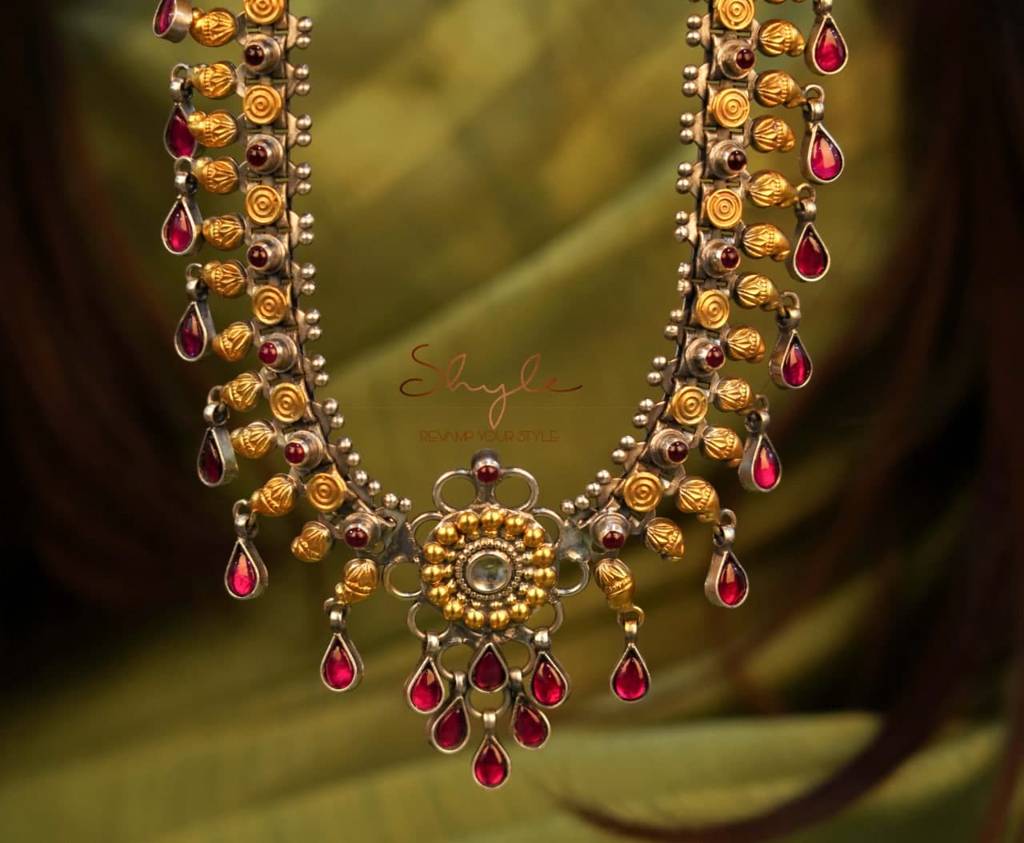 Tattva Jadau Intricate Statement Dual Tone Haar : SN1131