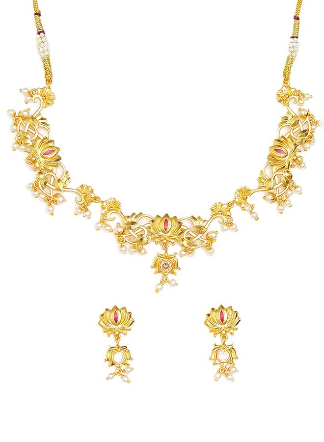 Apsara Faux Pearls Adorned Brass Lotus Motifs Gold Plated Jewellery Set : 8905124443813