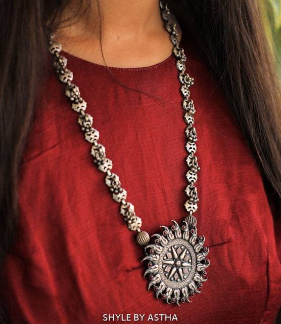 Tattva Ghughri Mini Parrot Necklace : SN1060-1