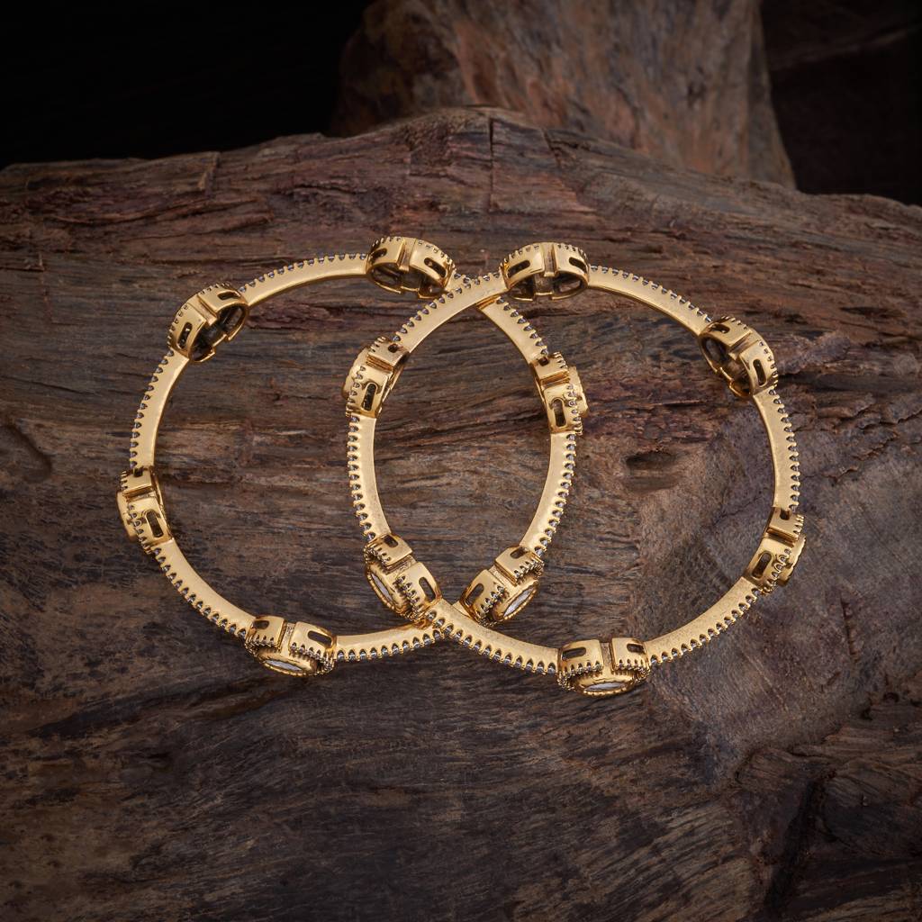 Kushal'S Fashion Jewellery Set Of 2 White & Gold-Toned Kundan-Studded Bangles : 425802