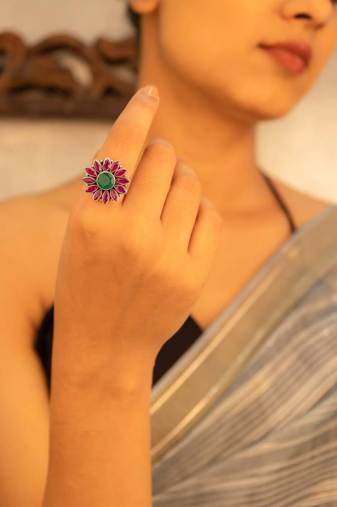 Mizoya Flower Versatile Ring : SR60522