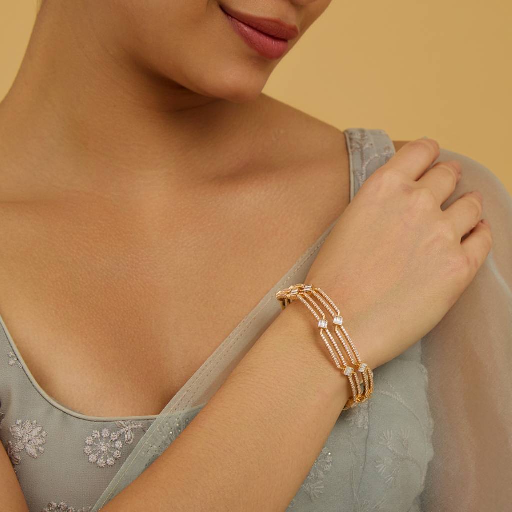 White Gold-Plated Party Zircon Bangle-425753 : 425753
