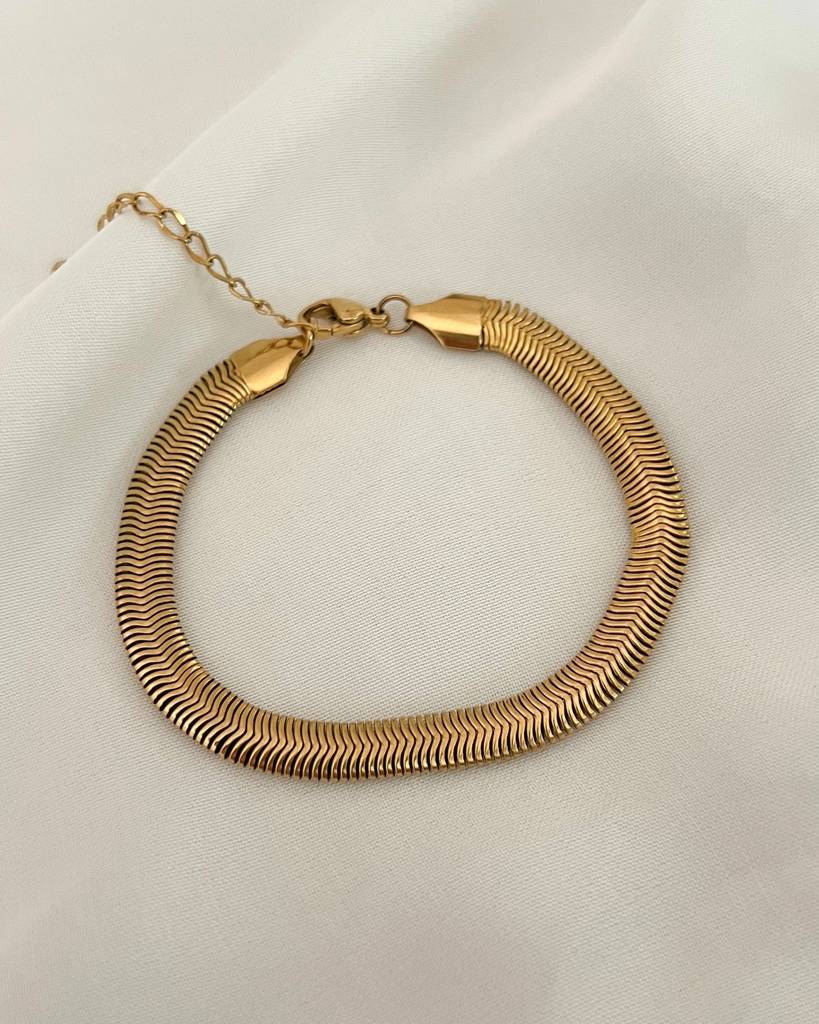 18K Gold Plated Viper Bracelet : B55