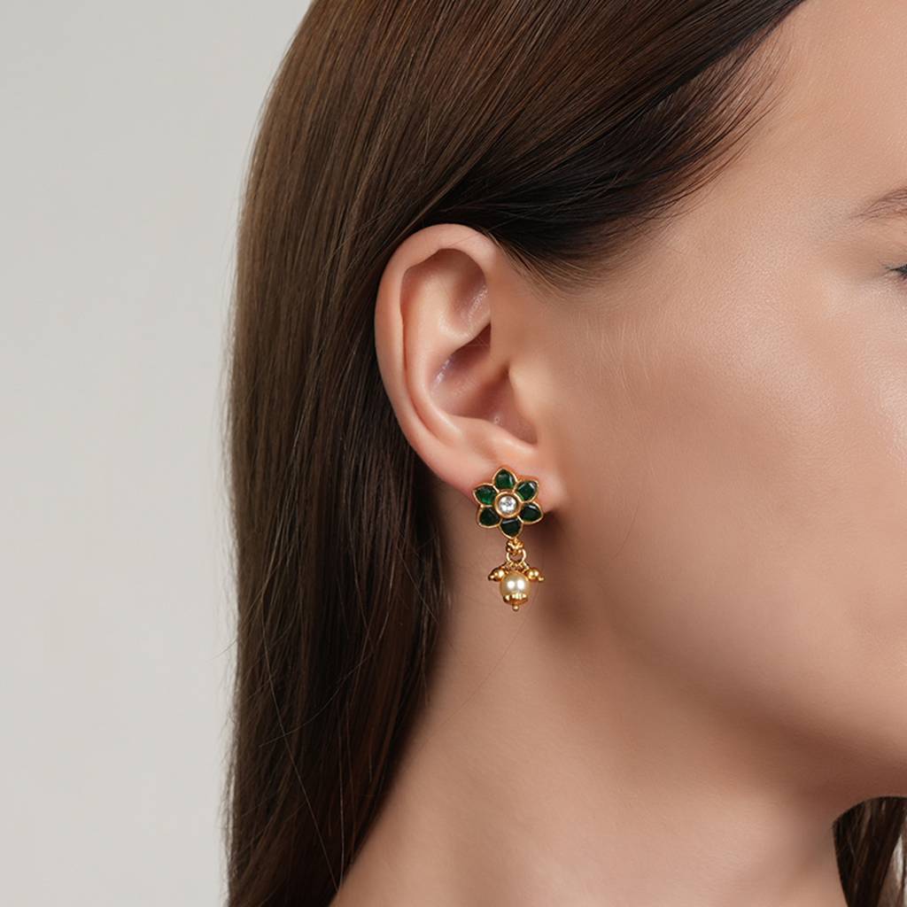 Shubharambh Goldplated Kundan Studs : SSE869