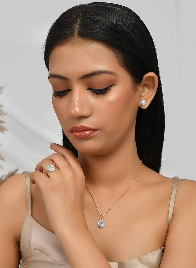 Sparkling Essentials White Oval Cut Zirconia Box Set : 8905124480191