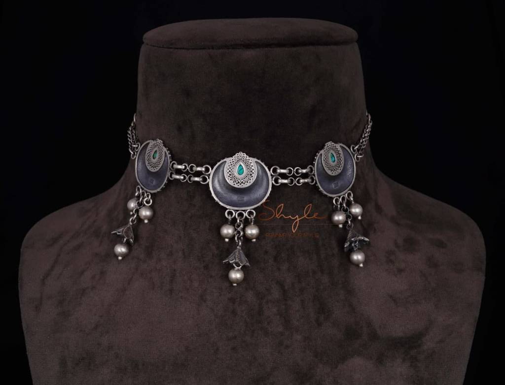 Moh Intricate Sea Shell Ghughri Drop Choker : SN3002