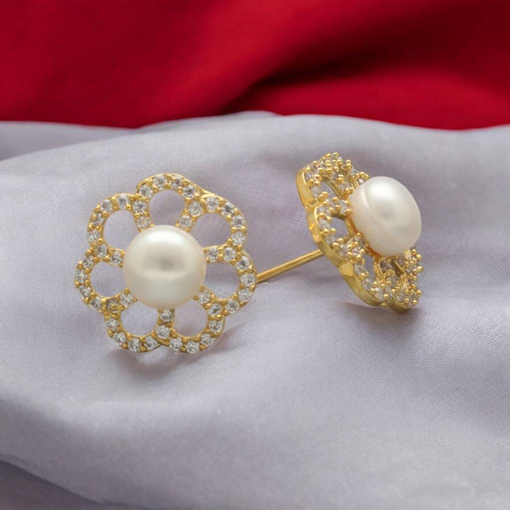 Wyra Pearl Earrings : JPSEP-24-104