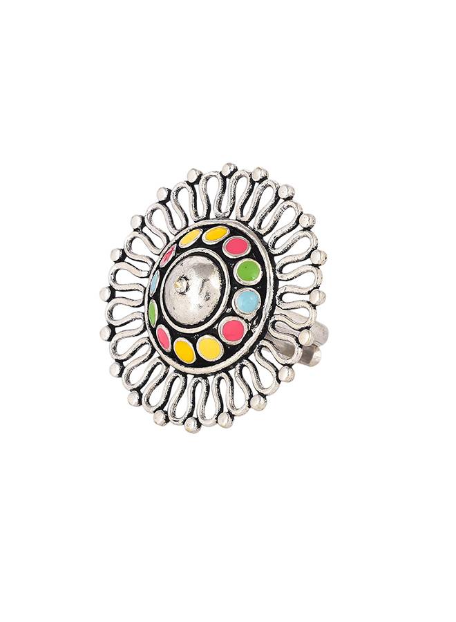 Folklore Enamelled Cutwork Cocktail Ring : 8905124477320
