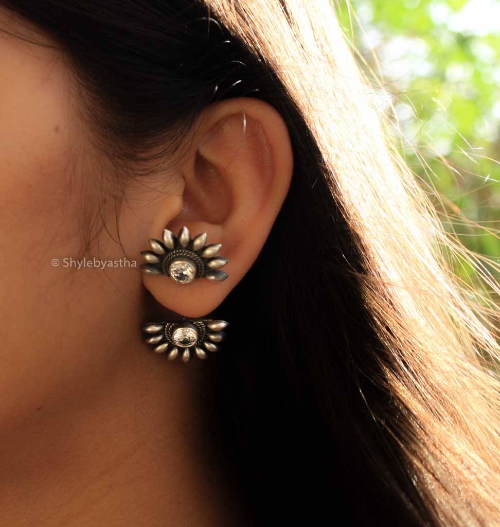 Shiva Zircon Spiked Bold Studs : SE6026