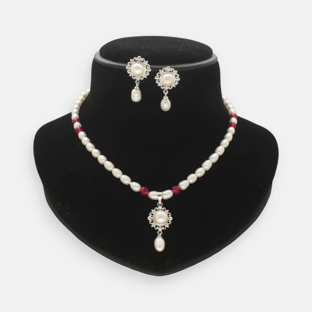 Inspiring Fashionable Pearl Set : JPJUN-23-001