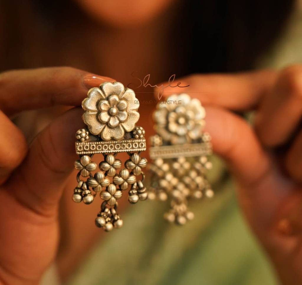 Anvaya Flower Motif Jali Ghughri Earrings : SE722