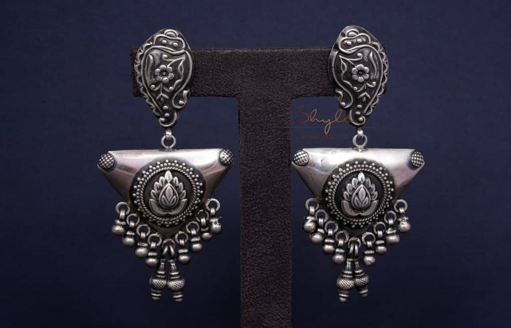 Mizoya Tribal Inspired Detailed Earrings : SE9022