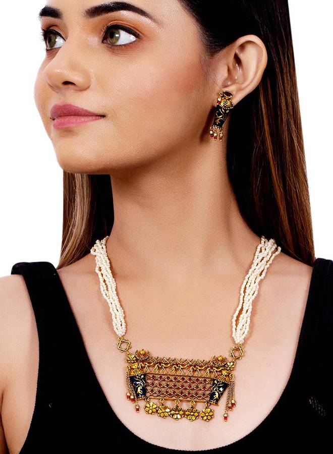 Arabian Nights Antique Round Brass Jewellery Set : 8905124423846