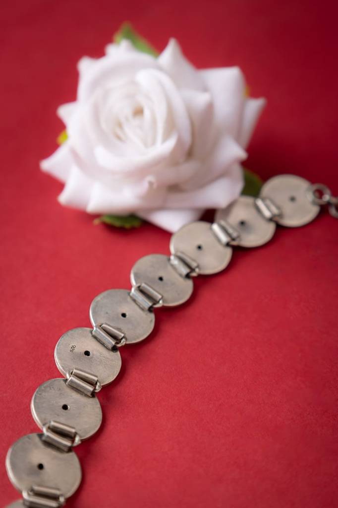 Moh Tikdi Sequence Fine Necklace Set : SN5584844